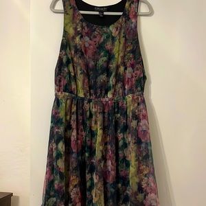Forever 21+ dark floral mini dress size 1X